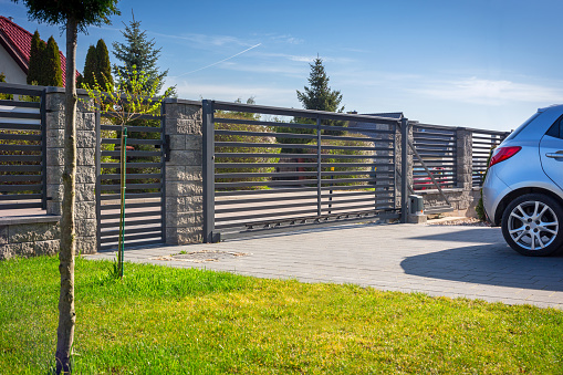 Le portail est très important pour l’entrée dans une demeure et pour décorer le jardin